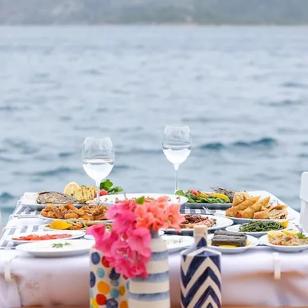Melek Hotel 4*